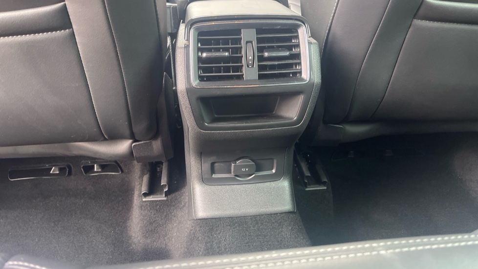 Skoda Kodiaq 1.5 TSI SE L Executive 5dr DSG [7 Seat] Petrol Estate - Image 40