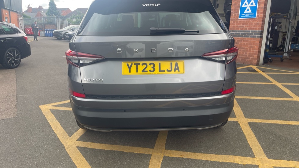 Skoda Kodiaq 1.5 TSI SE L Executive 5dr DSG [7 Seat] Petrol Estate - Image 41