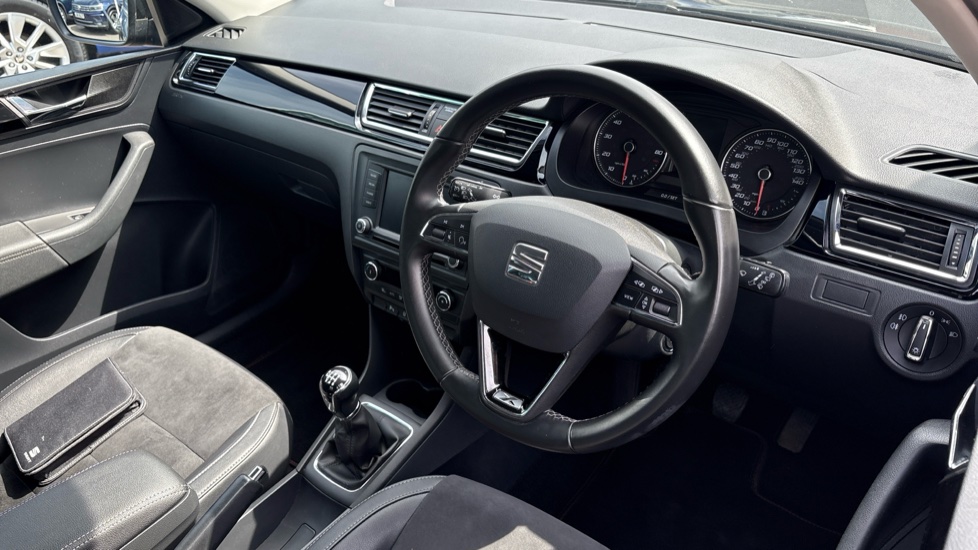 SEAT Toledo 1.0 TSI 110 Xcellence 5dr Petrol Hatchback - Image 11