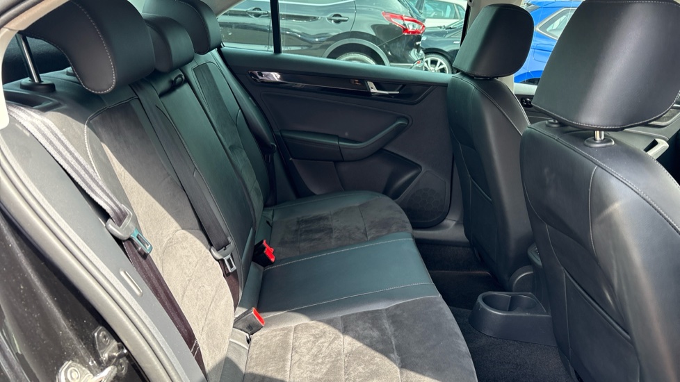 SEAT Toledo 1.0 TSI 110 Xcellence 5dr Petrol Hatchback - Image 16
