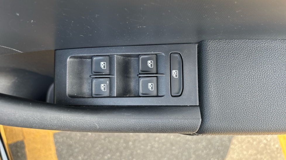 SEAT Toledo 1.0 TSI 110 Xcellence 5dr Petrol Hatchback - Image 34