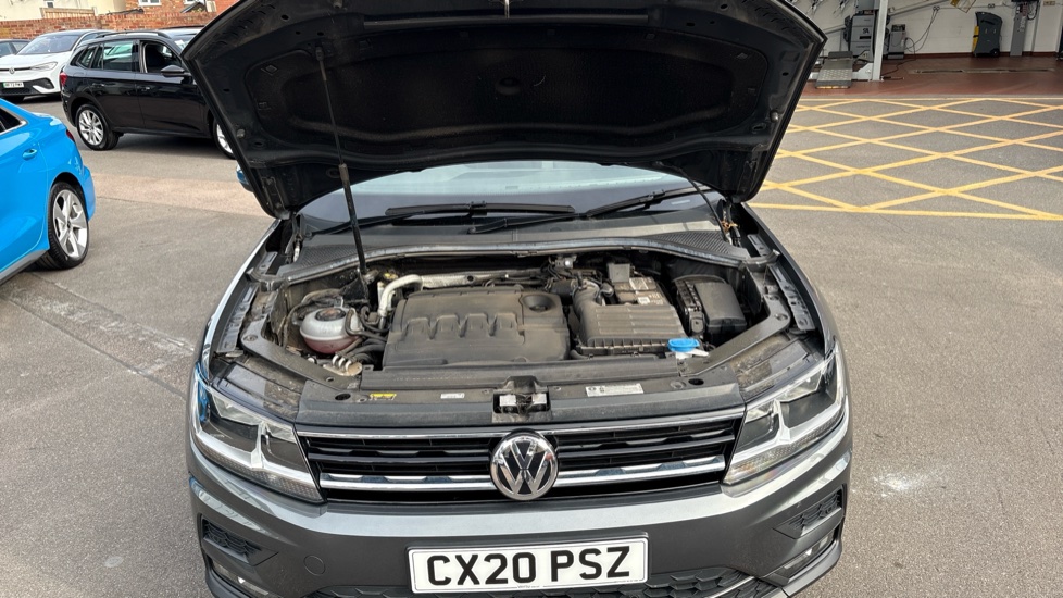 Volkswagen Tiguan 2.0 TDi 150 Match 5dr DSG Diesel Estate - Image 8