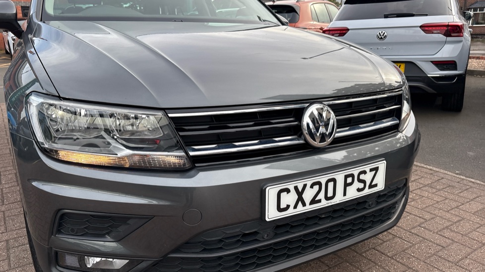 Volkswagen Tiguan 2.0 TDi 150 Match 5dr DSG Diesel Estate - Image 23