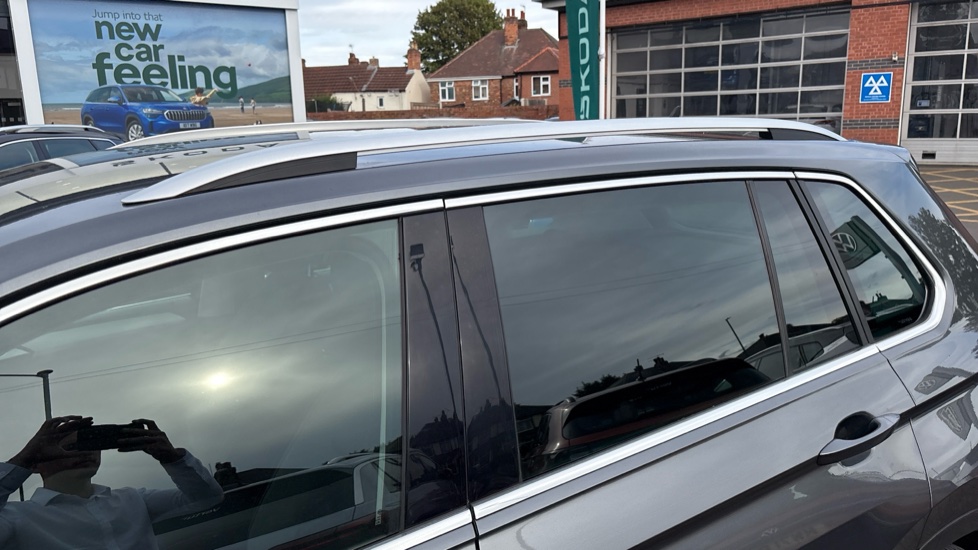 Volkswagen Tiguan 2.0 TDi 150 Match 5dr DSG Diesel Estate - Image 26