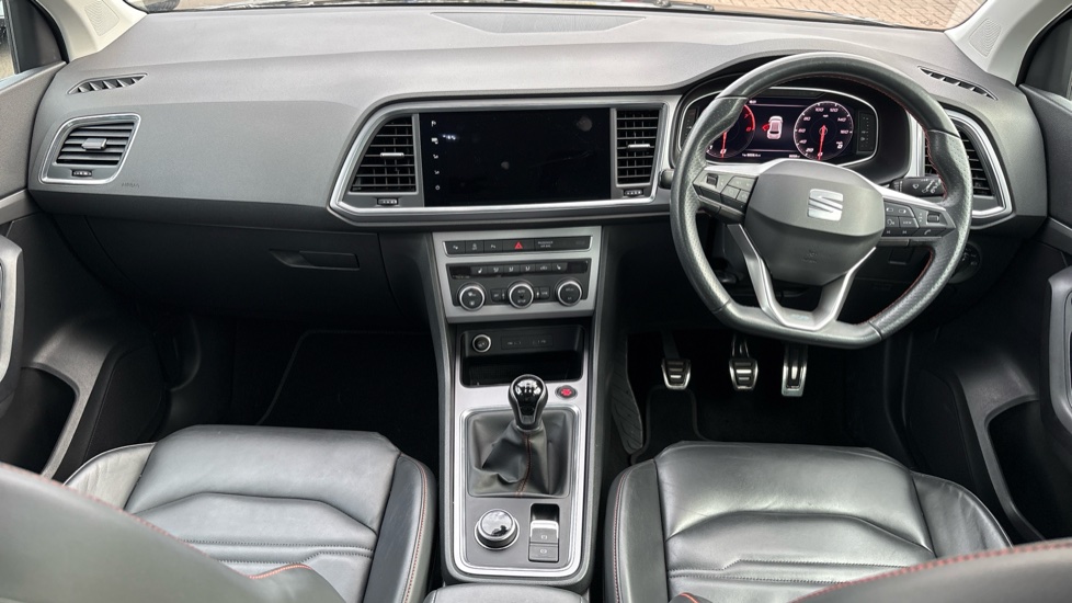 SEAT Ateca 1.5 TSI EVO FR Sport 5dr Petrol Estate - Image 10
