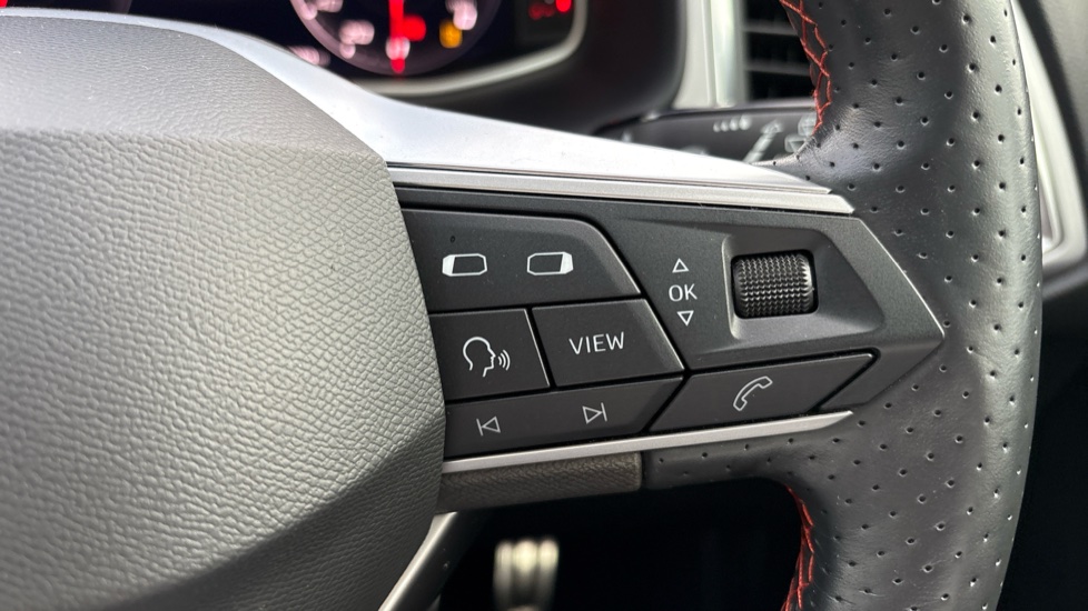 SEAT Ateca 1.5 TSI EVO FR Sport 5dr Petrol Estate - Image 29