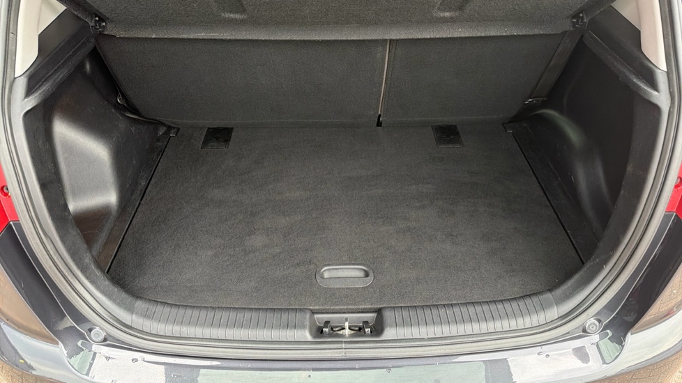 Kia Venga 1.6 4 5dr Auto [6] Petrol Hatchback - Image 4