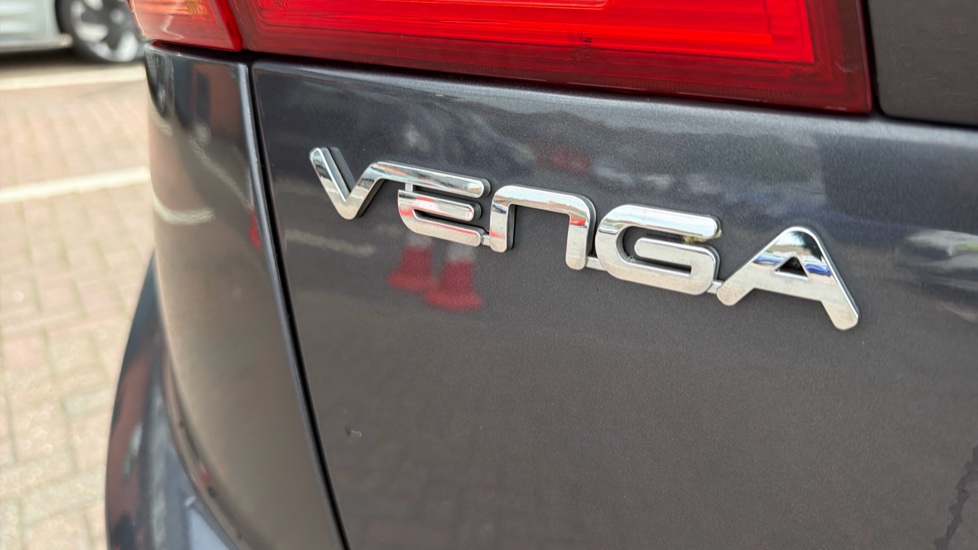 Kia Venga 1.6 4 5dr Auto [6] Petrol Hatchback - Image 23