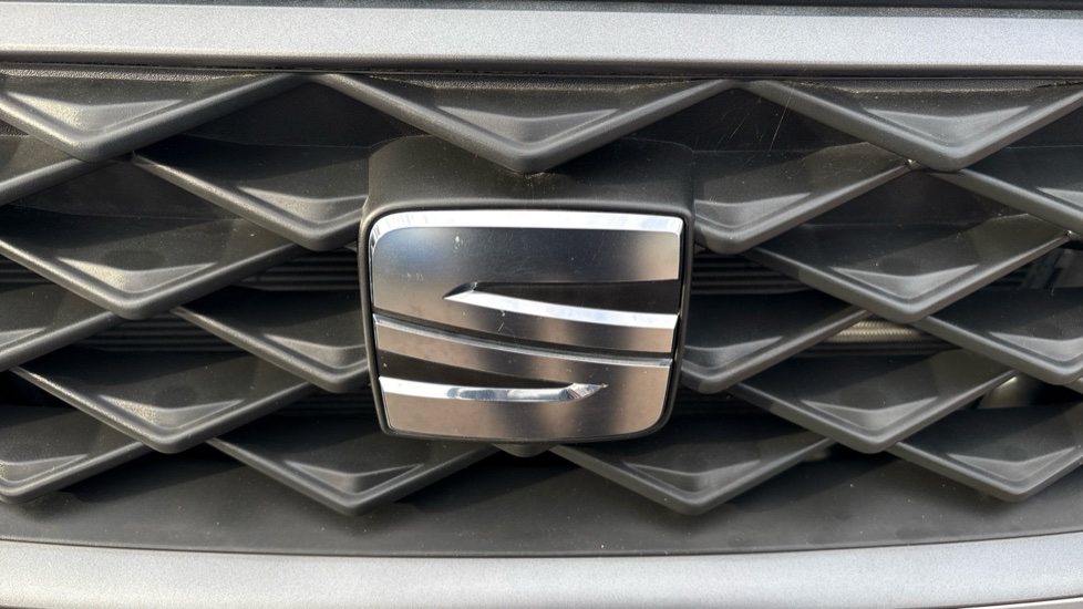 SEAT Arona 1.0 TSI 110 FR Sport 5dr Petrol Hatchback - Image 8