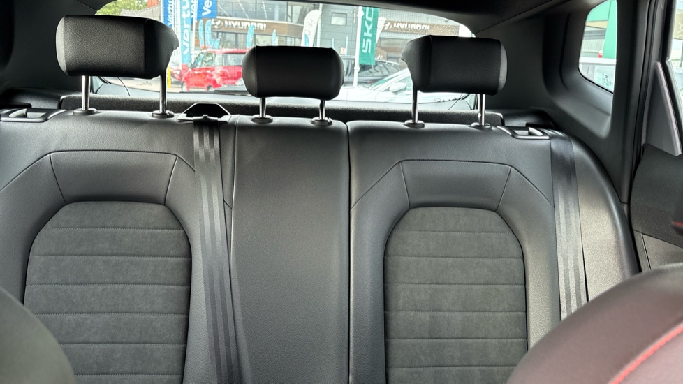 SEAT Arona 1.0 TSI 110 FR Sport 5dr Petrol Hatchback - Image 15