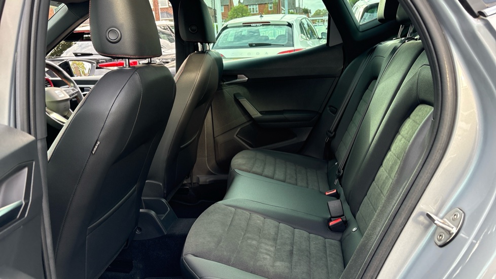 SEAT Arona 1.0 TSI 110 FR Sport 5dr Petrol Hatchback - Image 16