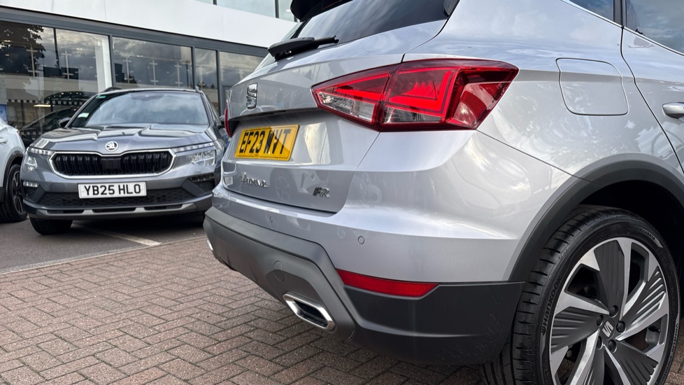 SEAT Arona 1.0 TSI 110 FR Sport 5dr Petrol Hatchback - Image 31