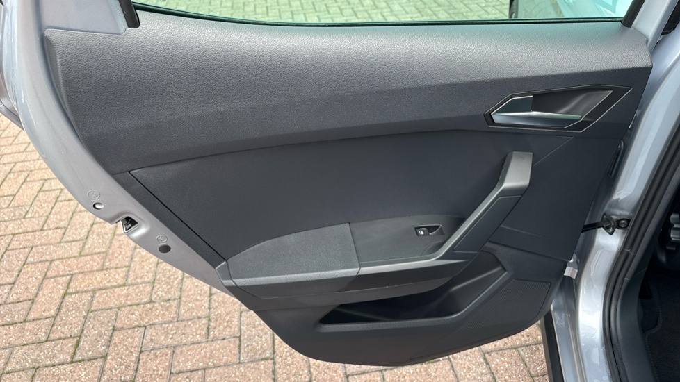 SEAT Arona 1.0 TSI 110 FR Sport 5dr Petrol Hatchback - Image 39