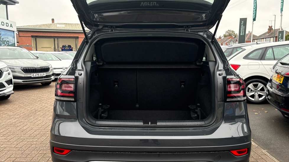 Volkswagen T-Cross 1.0 TSI Active 5dr Petrol Estate - Image 4