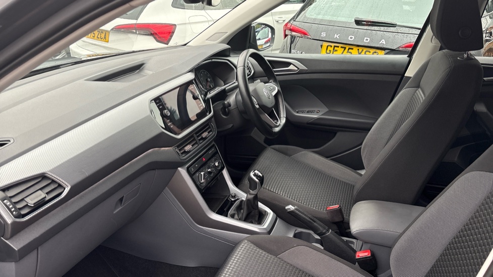 Volkswagen T-Cross 1.0 TSI Active 5dr Petrol Estate - Image 9