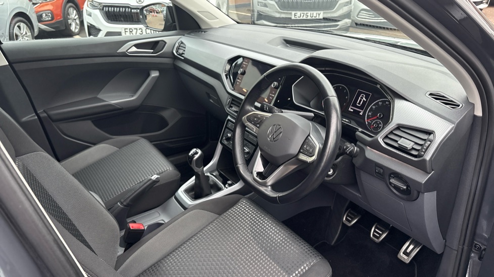 Volkswagen T-Cross 1.0 TSI Active 5dr Petrol Estate - Image 11