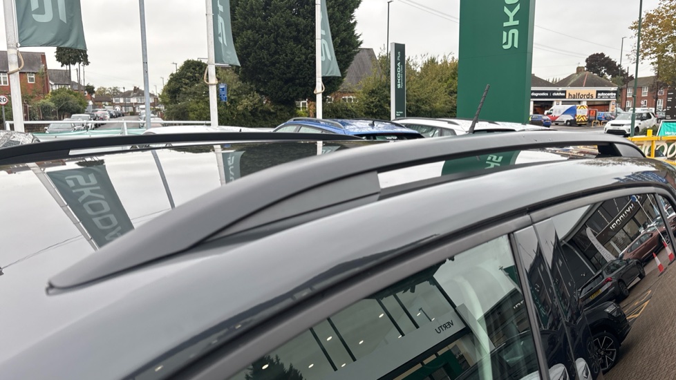 Volkswagen T-Cross 1.0 TSI Active 5dr Petrol Estate - Image 32