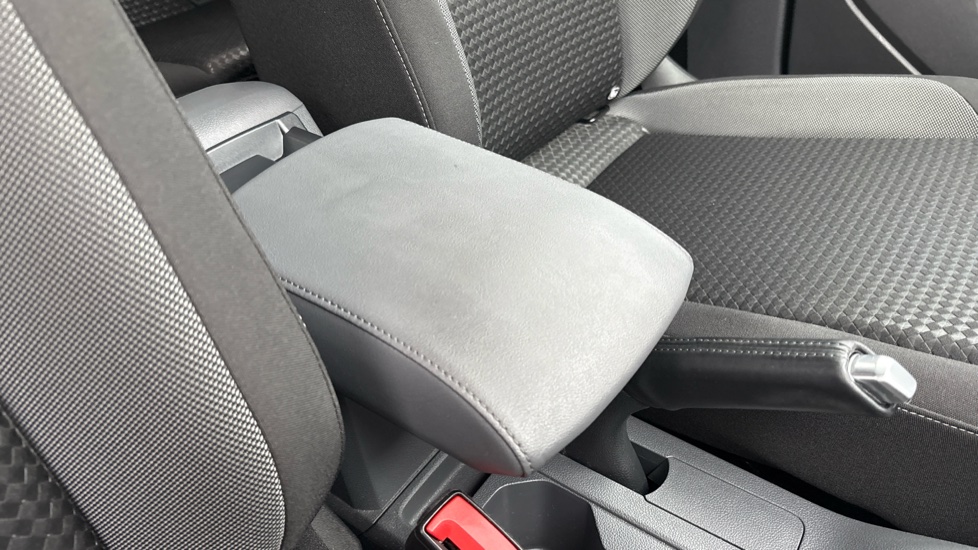 Volkswagen T-Cross 1.0 TSI Active 5dr Petrol Estate - Image 51