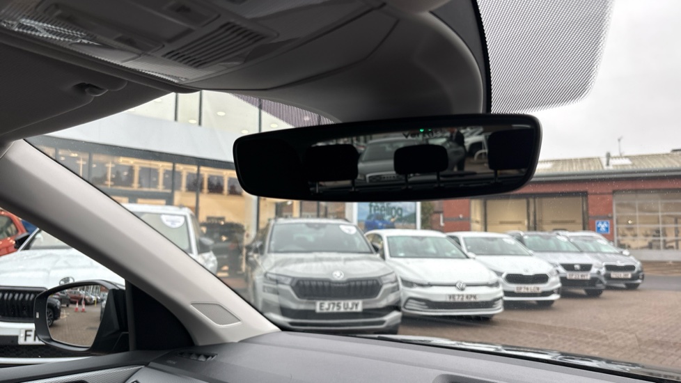 Volkswagen T-Cross 1.0 TSI Active 5dr Petrol Estate - Image 76