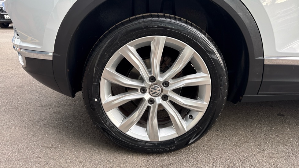 Volkswagen T-Roc 1.6 TDI SEL 5dr Diesel Hatchback - Image 21