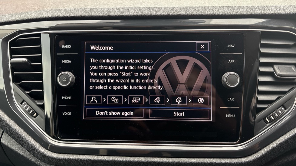 Volkswagen T-Roc 1.6 TDI SEL 5dr Diesel Hatchback - Image 55