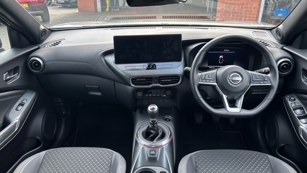 Nissan Juke 1.0 DiG-T N-Connecta 5dr Petrol Hatchback - Image 10