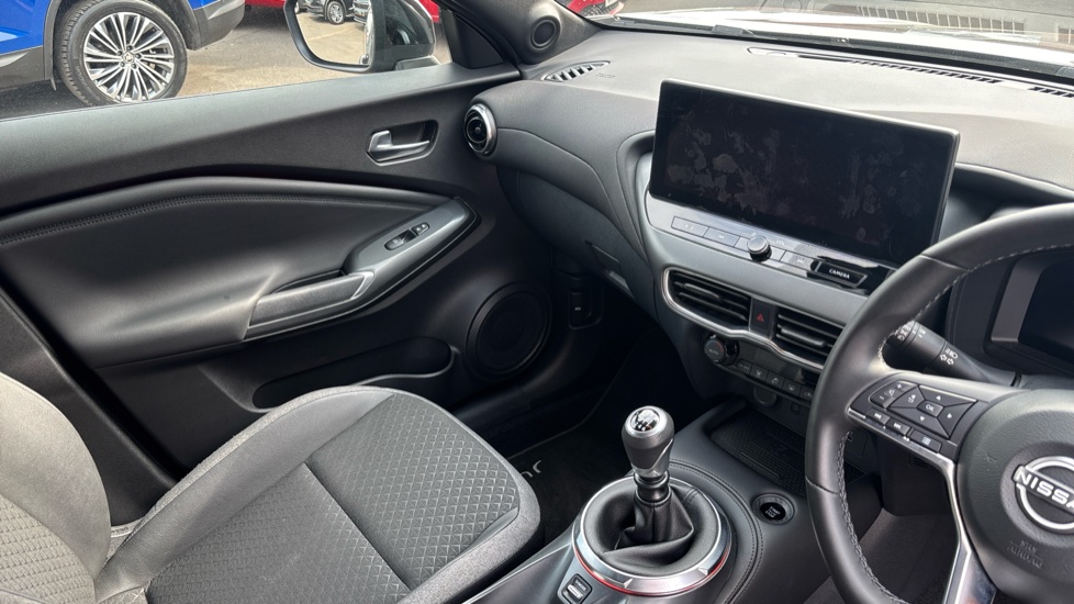 Nissan Juke 1.0 DiG-T N-Connecta 5dr Petrol Hatchback - Image 14