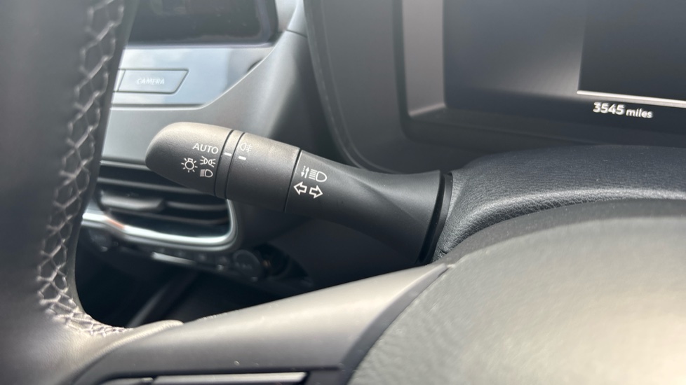 Nissan Juke 1.0 DiG-T N-Connecta 5dr Petrol Hatchback - Image 27
