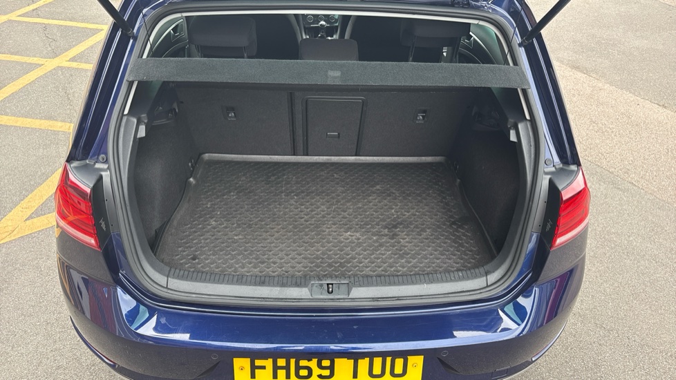 Volkswagen Golf 1.5 TSI EVO Match Edition 5dr Petrol Hatchback - Image 4
