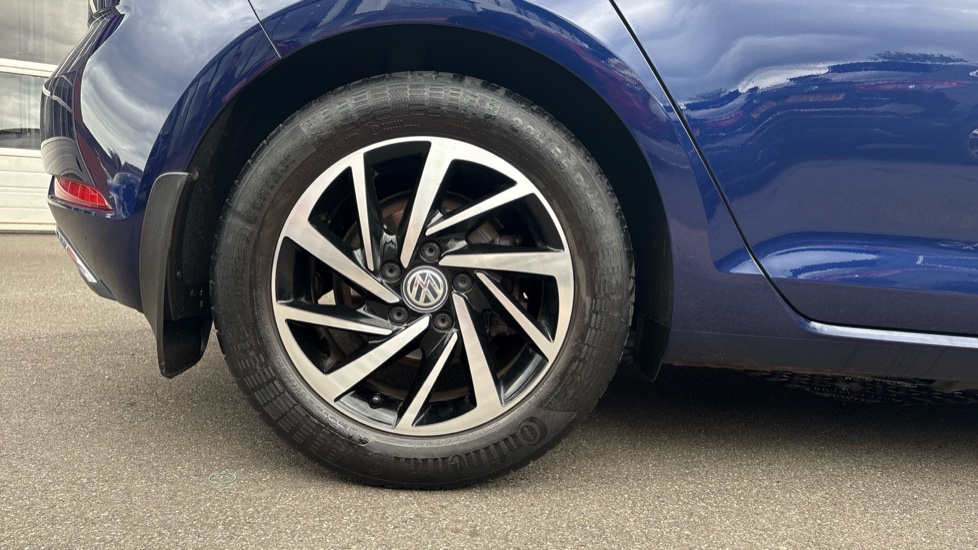 Volkswagen Golf 1.5 TSI EVO Match Edition 5dr Petrol Hatchback - Image 7