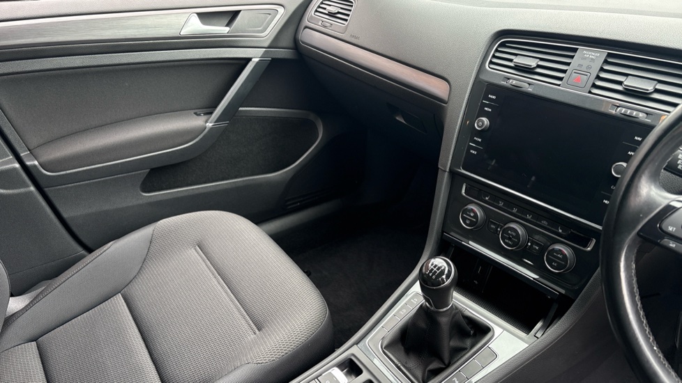Volkswagen Golf 1.5 TSI EVO Match Edition 5dr Petrol Hatchback - Image 14
