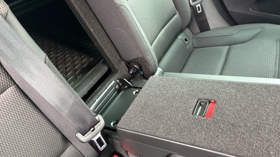 Volkswagen Golf 1.5 TSI EVO Match Edition 5dr Petrol Hatchback - Image 25