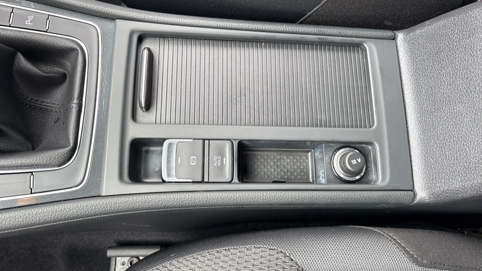 Volkswagen Golf 1.5 TSI EVO Match Edition 5dr Petrol Hatchback - Image 35