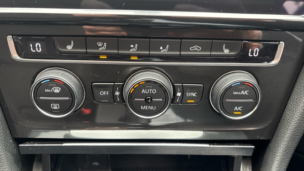 Volkswagen Golf 1.5 TSI EVO Match Edition 5dr Petrol Hatchback - Image 52