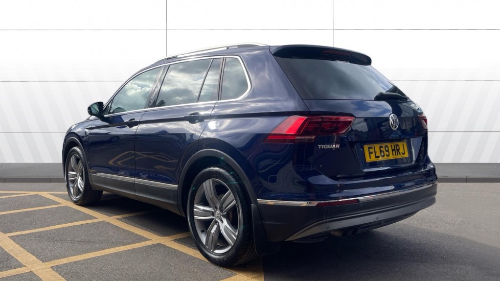 Volkswagen Tiguan 1.5 TSi EVO 150 SEL 5dr DSG Petrol Estate - Image 2