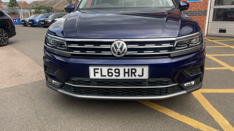Volkswagen Tiguan 1.5 TSi EVO 150 SEL 5dr DSG Petrol Estate - Image 27