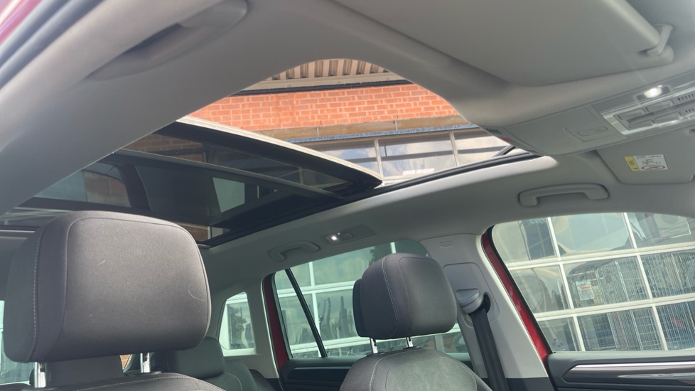 Volkswagen Tiguan 1.5 TSI 150 Elegance 5dr DSG Petrol Estate - Image 38