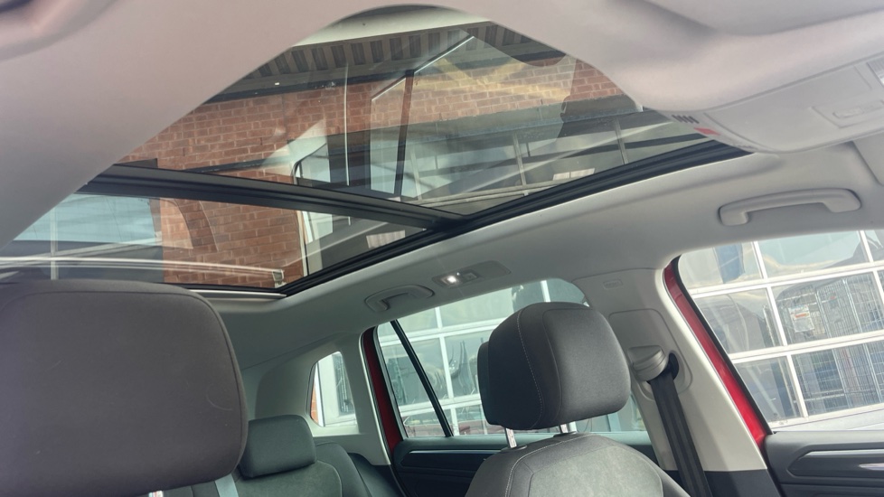 Volkswagen Tiguan 1.5 TSI 150 Elegance 5dr DSG Petrol Estate - Image 39