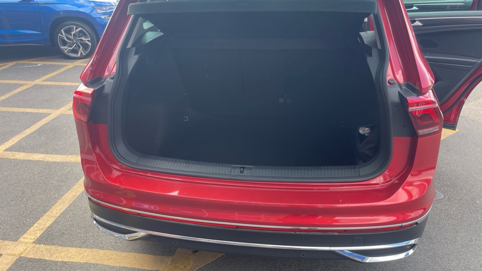 Volkswagen Tiguan 1.5 TSI 150 Elegance 5dr DSG Petrol Estate - Image 45