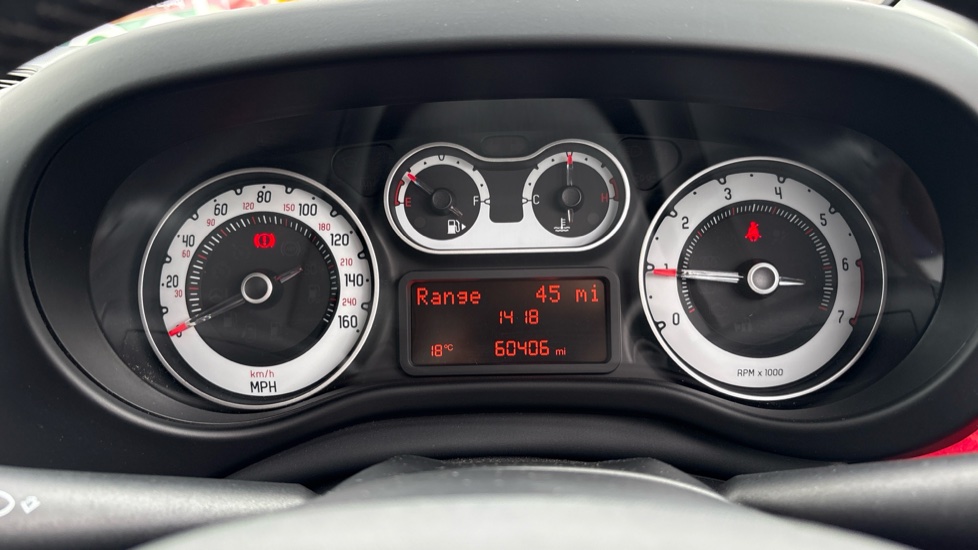 Fiat 500L 1.4 Pop Star 5dr Petrol Hatchback - Image 18