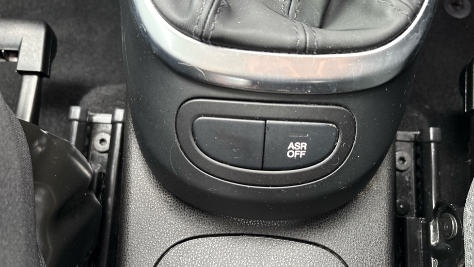 Fiat 500L 1.4 Pop Star 5dr Petrol Hatchback - Image 66