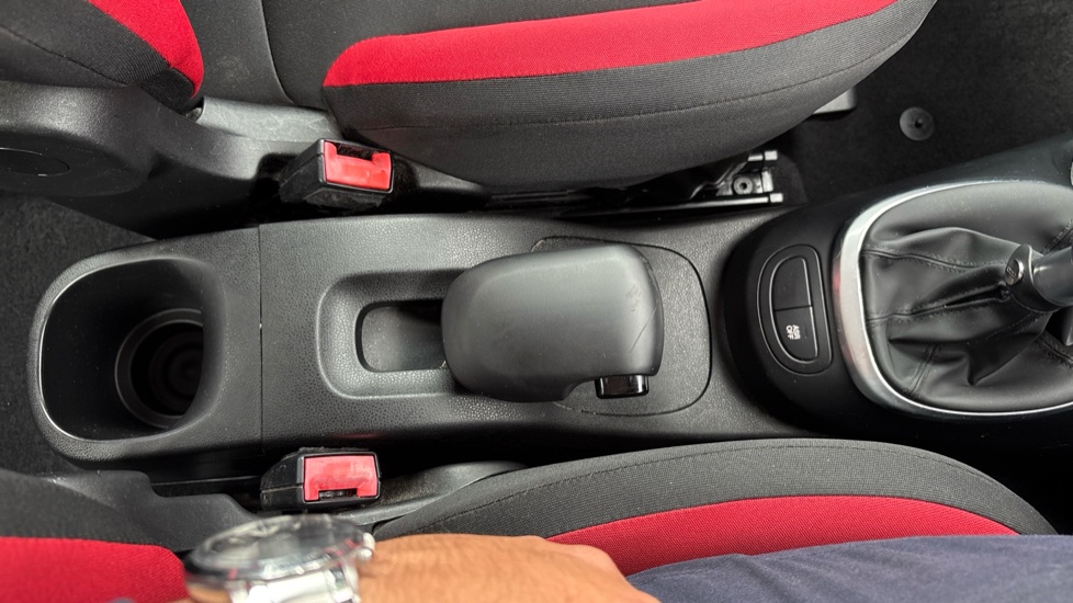 Fiat 500L 1.4 Pop Star 5dr Petrol Hatchback - Image 67