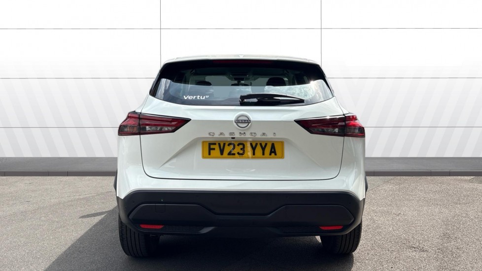 Nissan Qashqai 1.3 DiG-T MH Acenta Premium 5dr Petrol Hatchback - Image 6