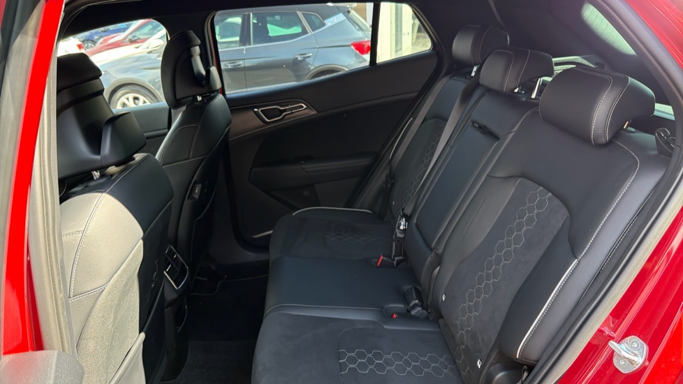 Kia Sportage 1.6T GDi ISG GT-Line 5dr Petrol Estate - Image 16