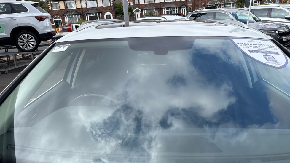 Volkswagen Passat 2.0 TDI GT 5dr DSG [Panoramic Roof] [7 Speed] Diesel Estate - Image 51