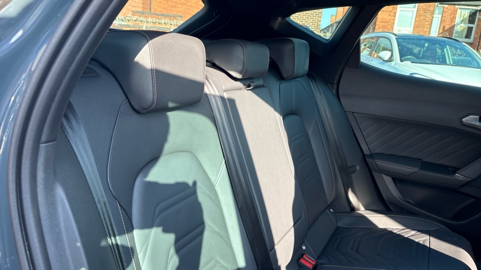 CUPRA Formentor 1.5 eTSI 150 V3 5dr DSG Petrol Estate - Image 25