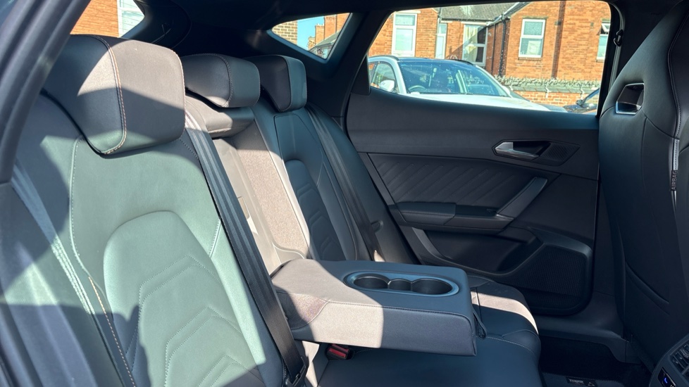 CUPRA Formentor 1.5 eTSI 150 V3 5dr DSG Petrol Estate - Image 27