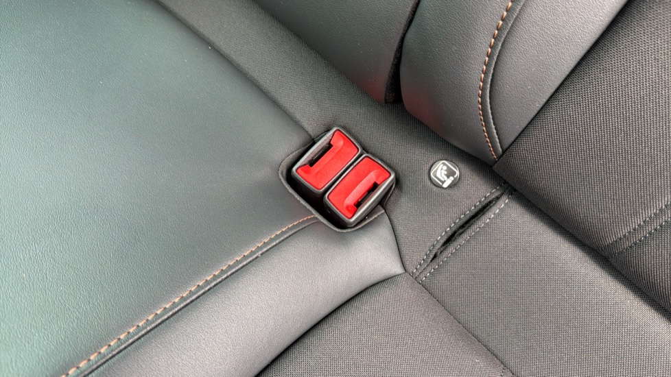 CUPRA Formentor 1.4 eHybrid 204 V1 5dr DSG Estate - Image 17