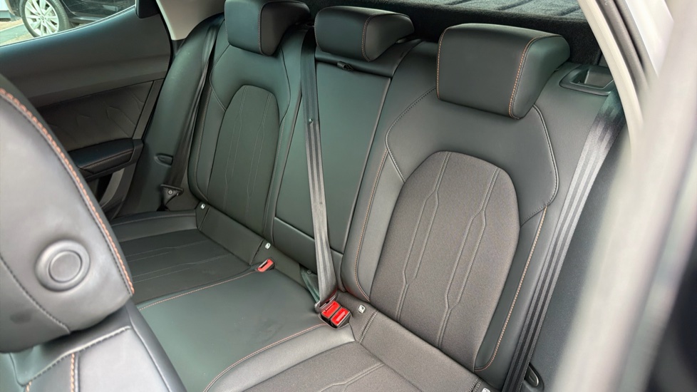 CUPRA Formentor 1.4 eHybrid 204 V1 5dr DSG Estate - Image 31