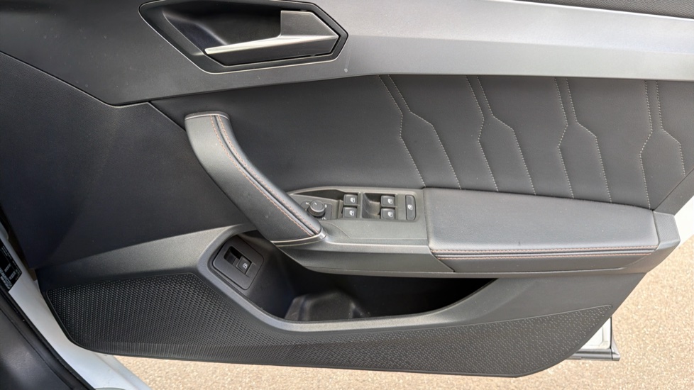 CUPRA Formentor 1.4 eHybrid 204 V1 5dr DSG Estate - Image 44